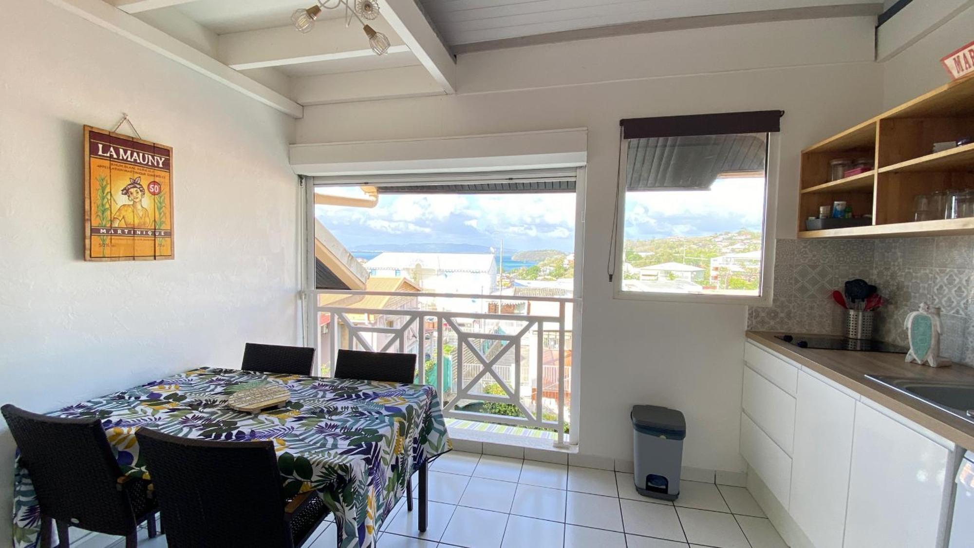Ti Caraïbes, appartement T3 atypique, vue mer, piscine et proche plage Les Trois-Ilets Extérieur photo